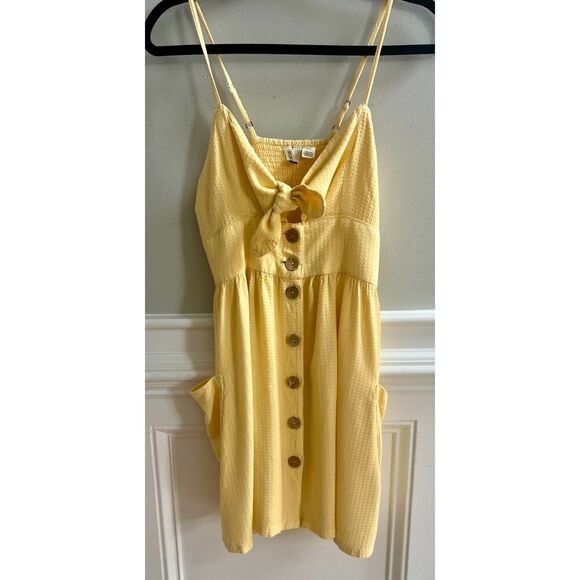Woman’s Roxy Butter Yellow Sundress in XS - Picture 1 of 8